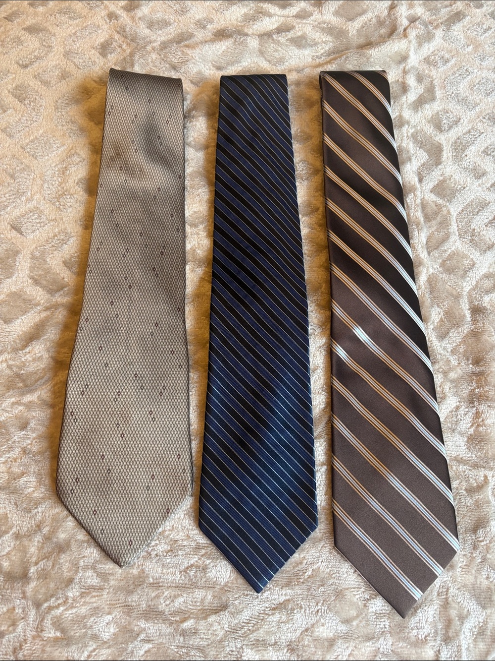 *Lot of 3* DKNY Men's Neck Ties